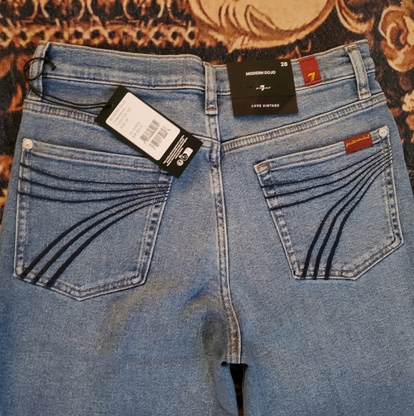 7 For all Mankind - Picture 3 of 5